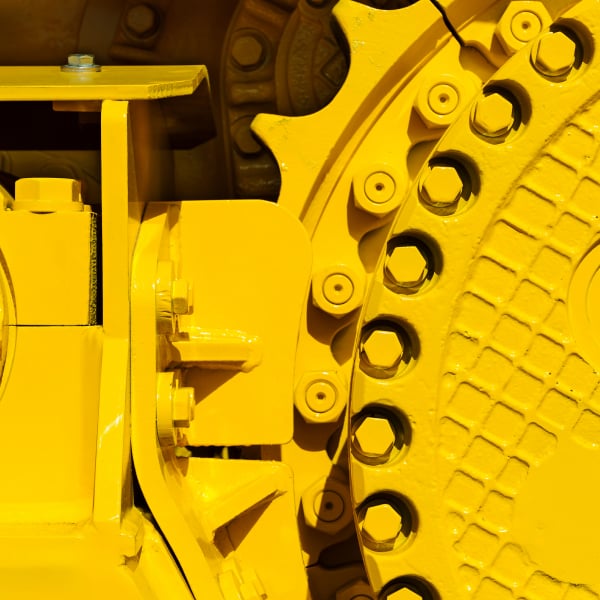 Yellow-cogs-from-heavy-machinery